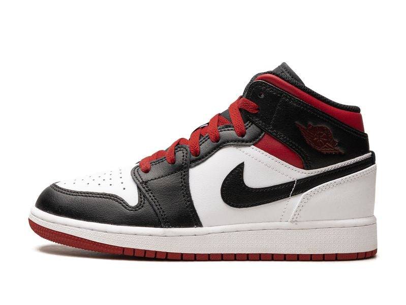 Air Jordan 1 Mid Gym Red Black Toe