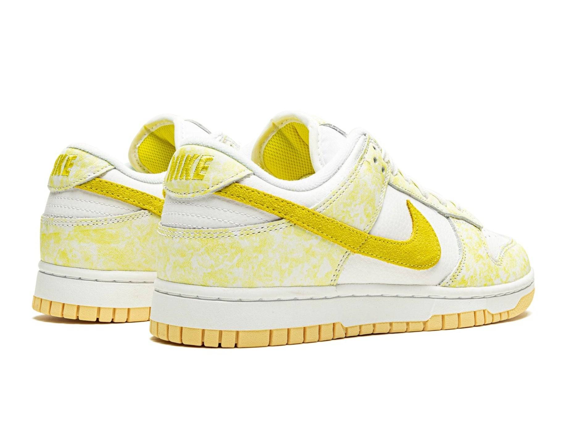 Nike Dunk Low Yellow Strike